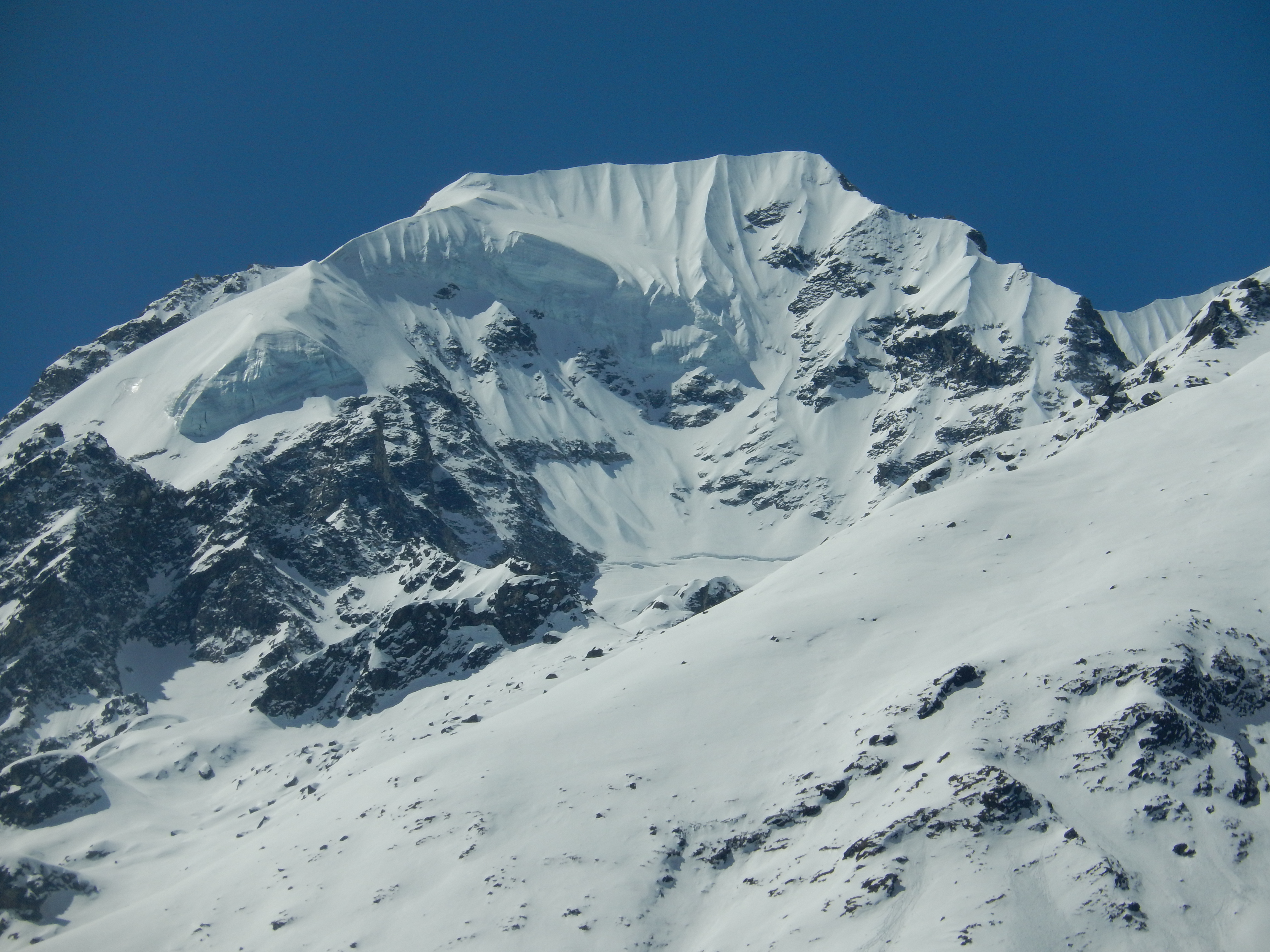 Naya Khang Peak 